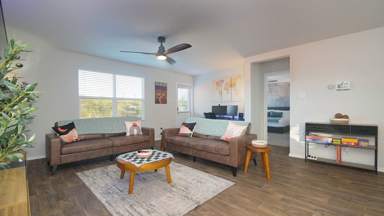 Photo of Livingroom in Medina Valley