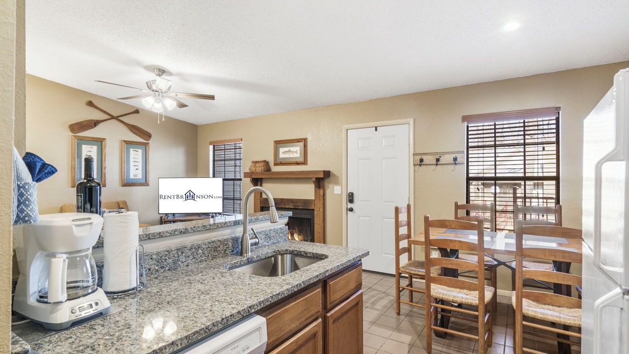 Photo of Kitchen in Kimberling City