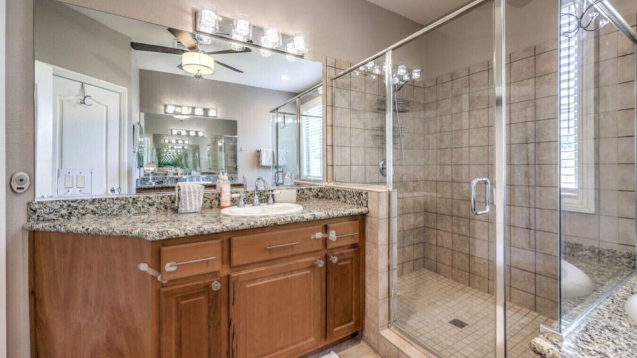 Photo of Bathroom in Green Valley Ranch