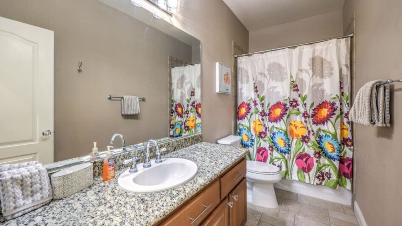 Photo of Bathroom in Green Valley Ranch