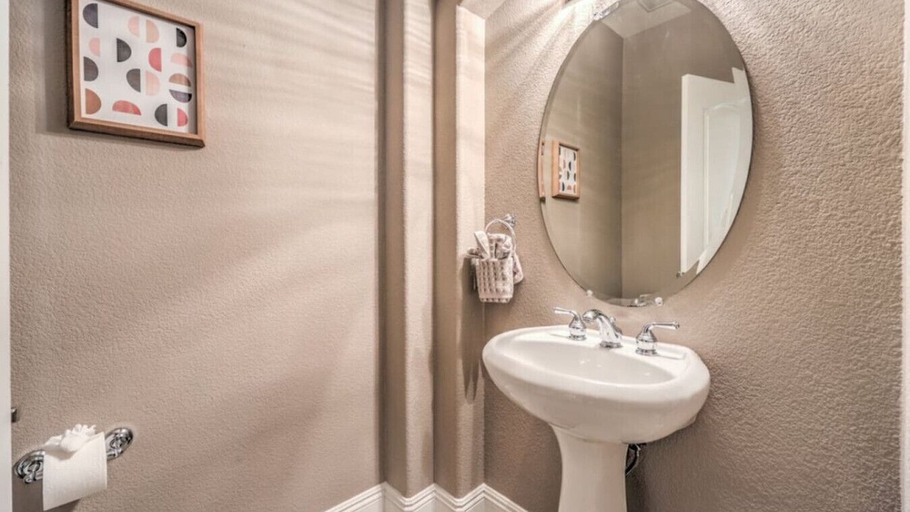 Photo of Bathroom in Green Valley Ranch