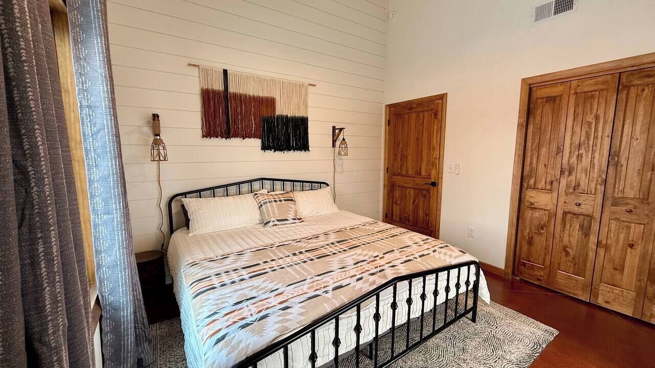 Photo of Others in Shell