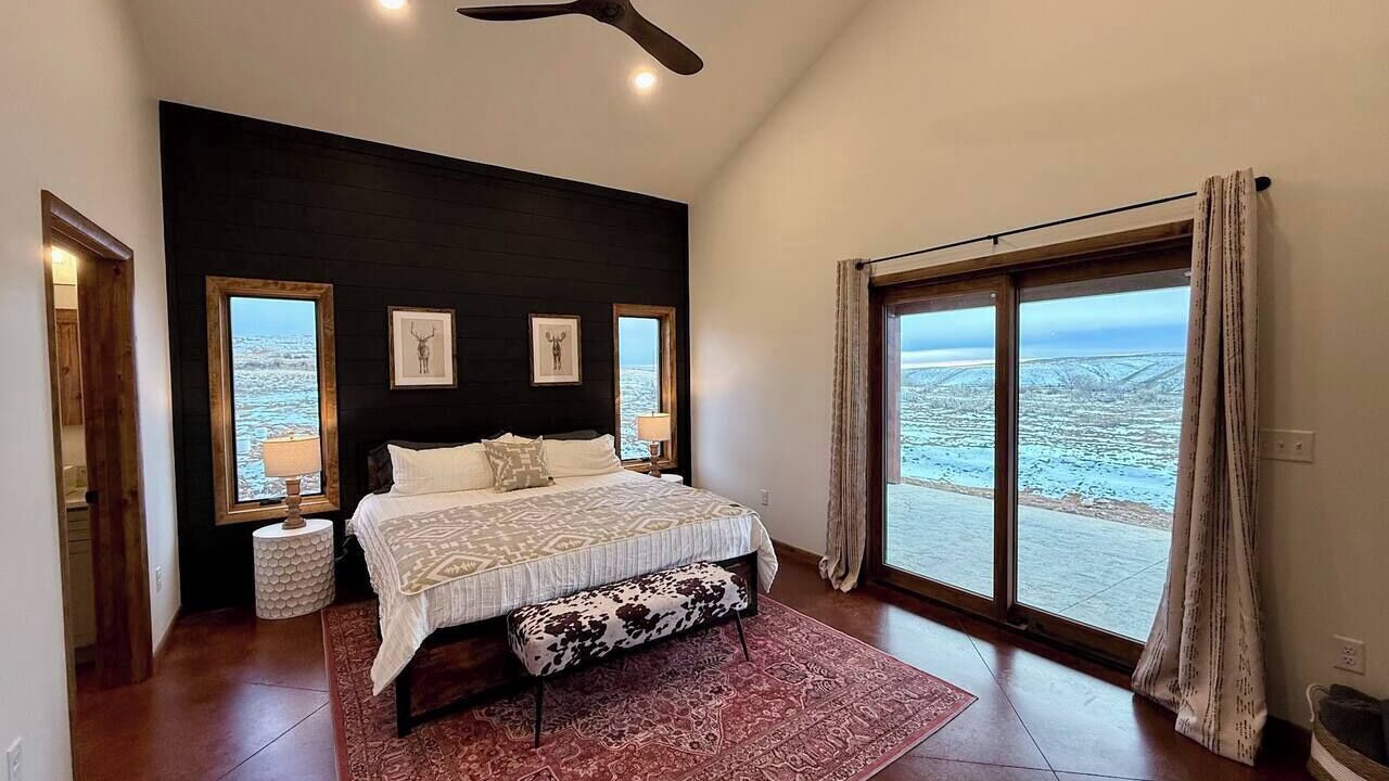 Photo of Others in Shell