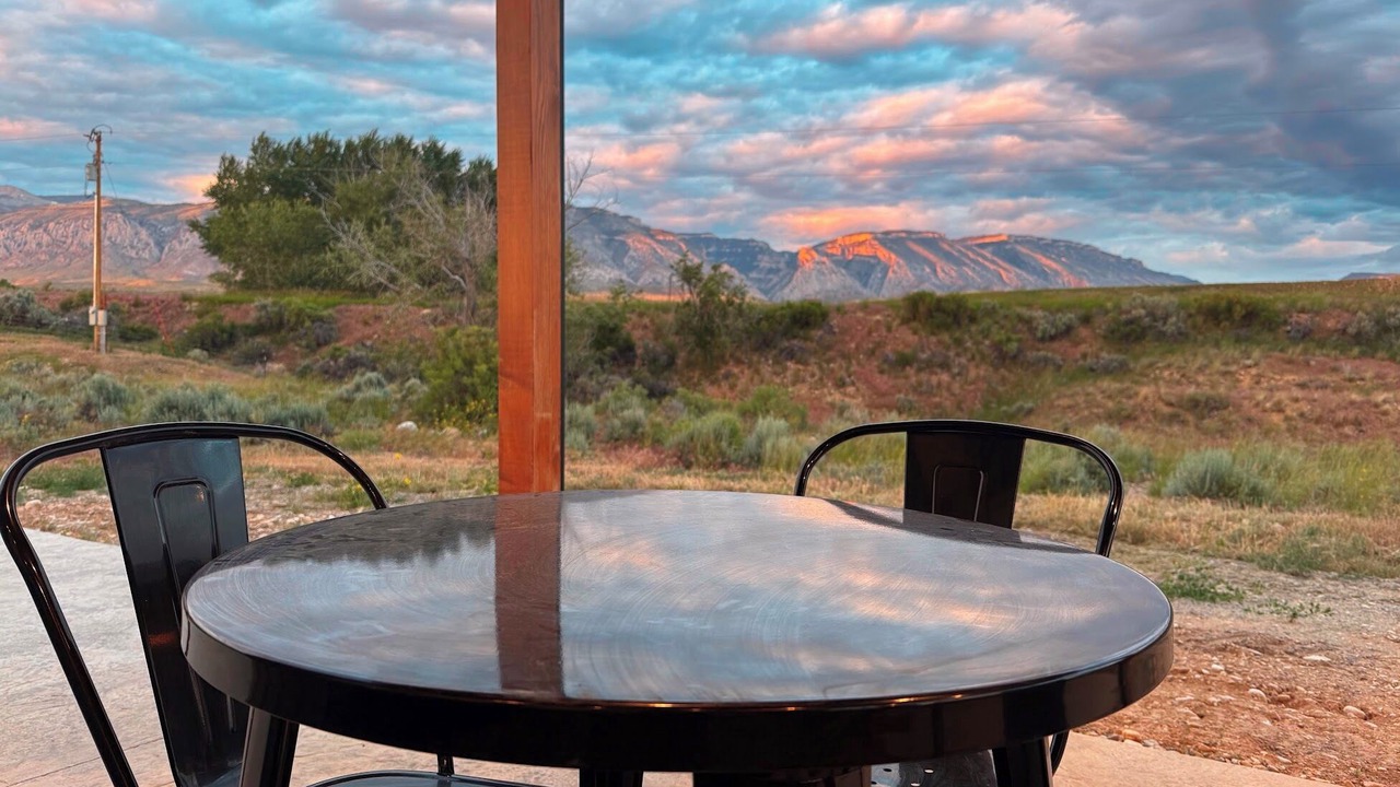 Photo of Outdoor in Shell