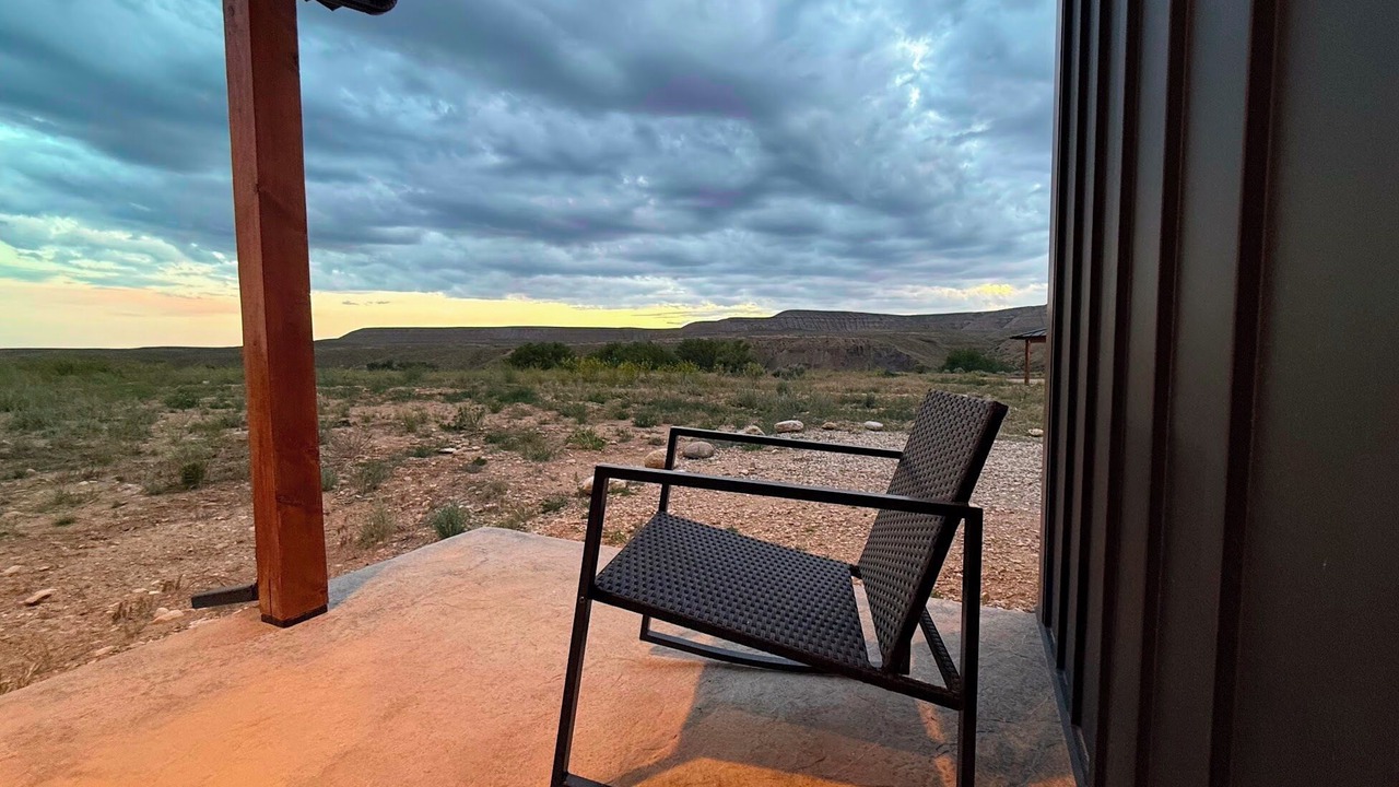 Photo of Outdoor in Shell