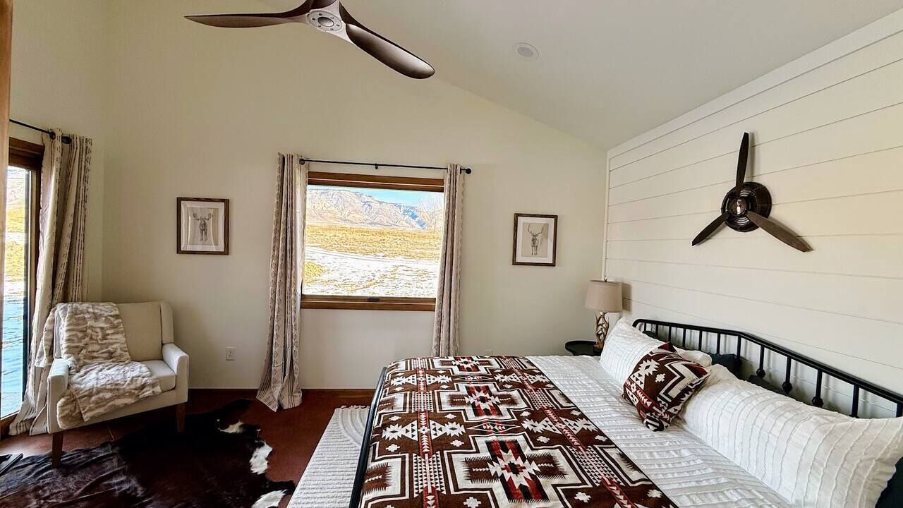 Photo of Others in Shell