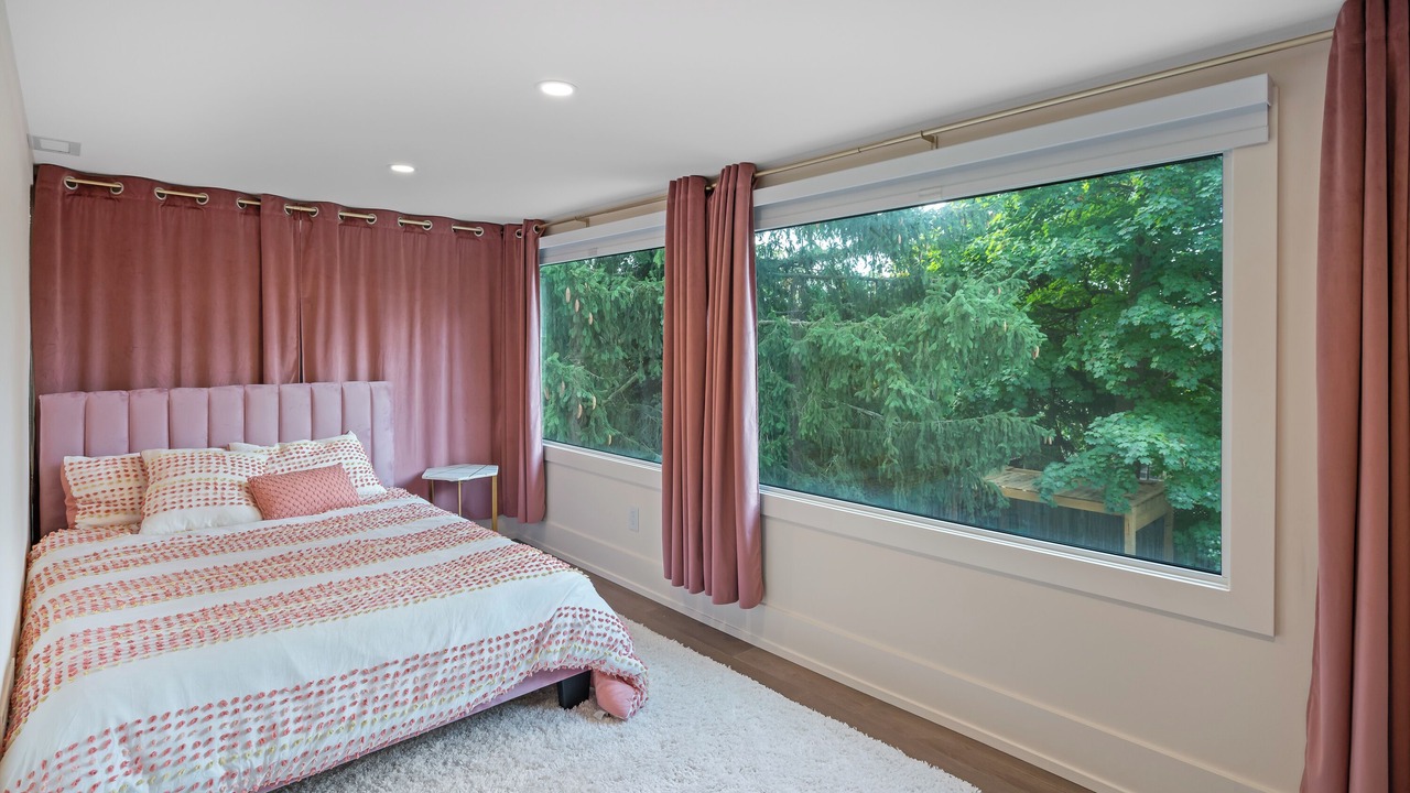 Photo of Bedroom in Glenridge