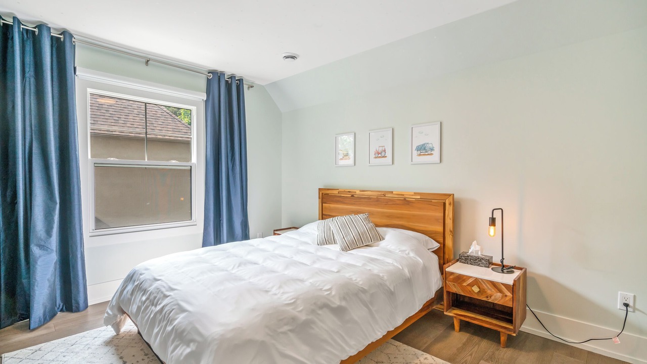 Photo of Bedroom in Glenridge