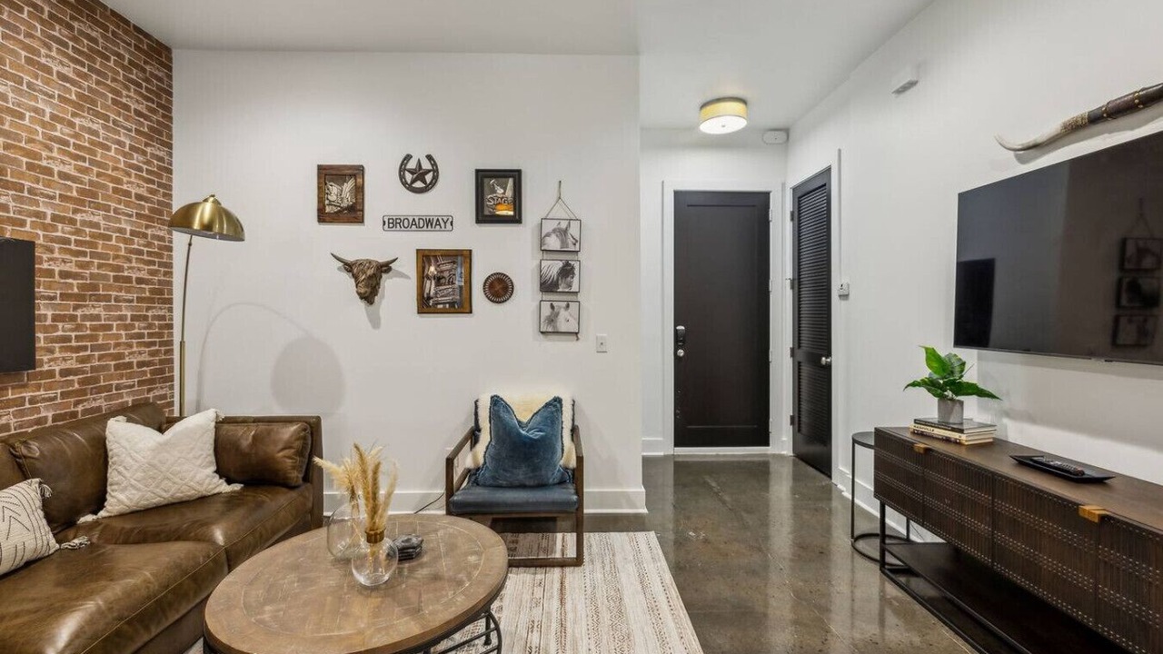 Photo of Livingroom in West End