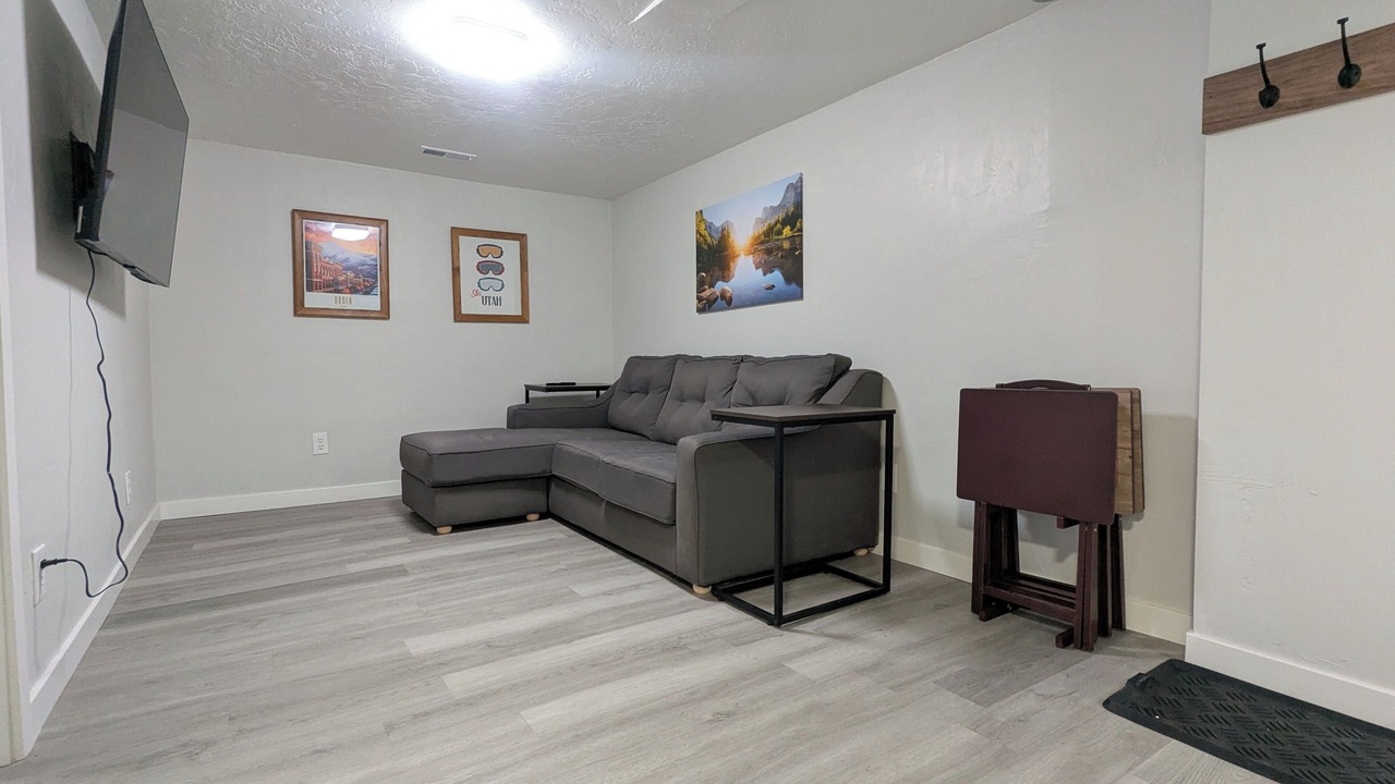 Photo of Livingroom in Ogden