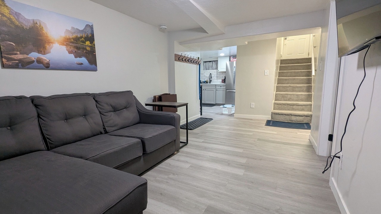 Photo of Livingroom in Ogden