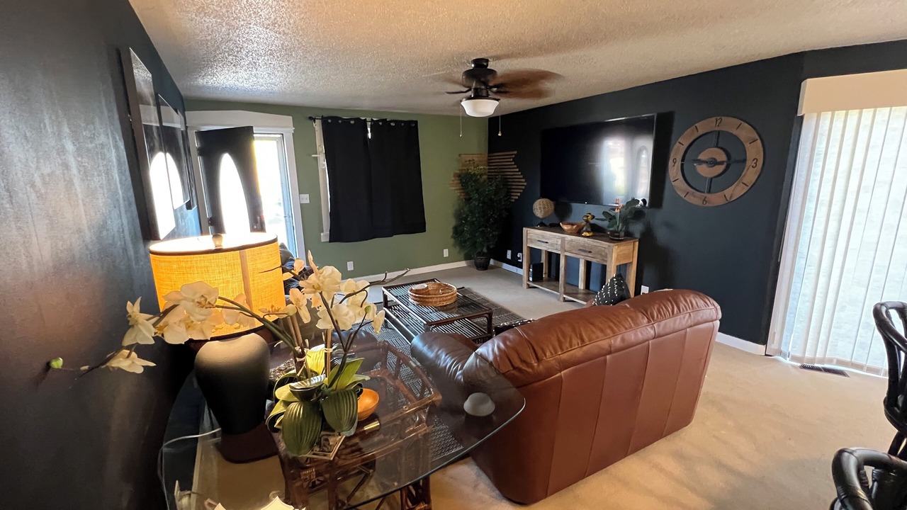 Photo of Livingroom in Baxter Springs