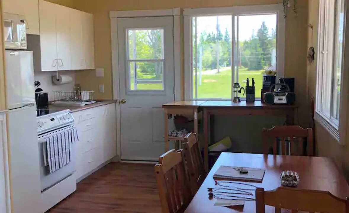 Photo of Kitchen in Petite-Riviere-de-l'Ile