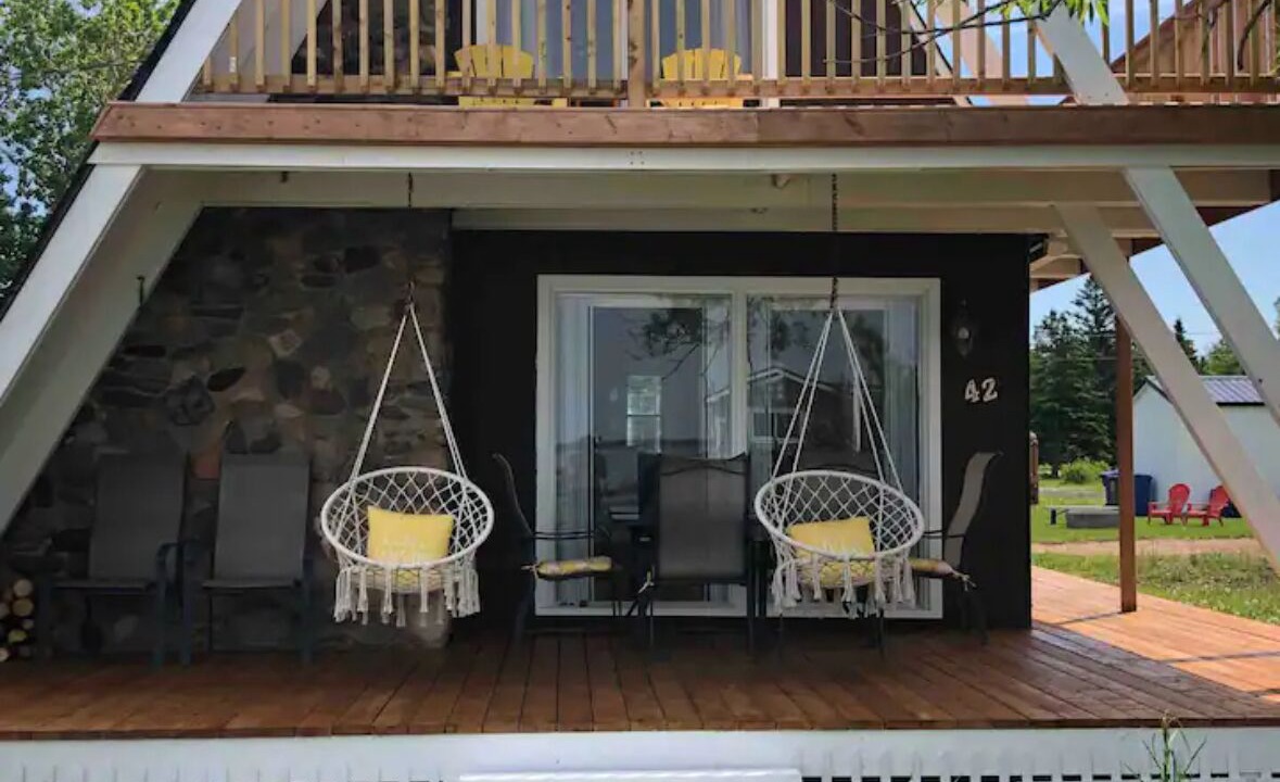 Photo of Patio Balcony in Petite-Riviere-de-l'Ile