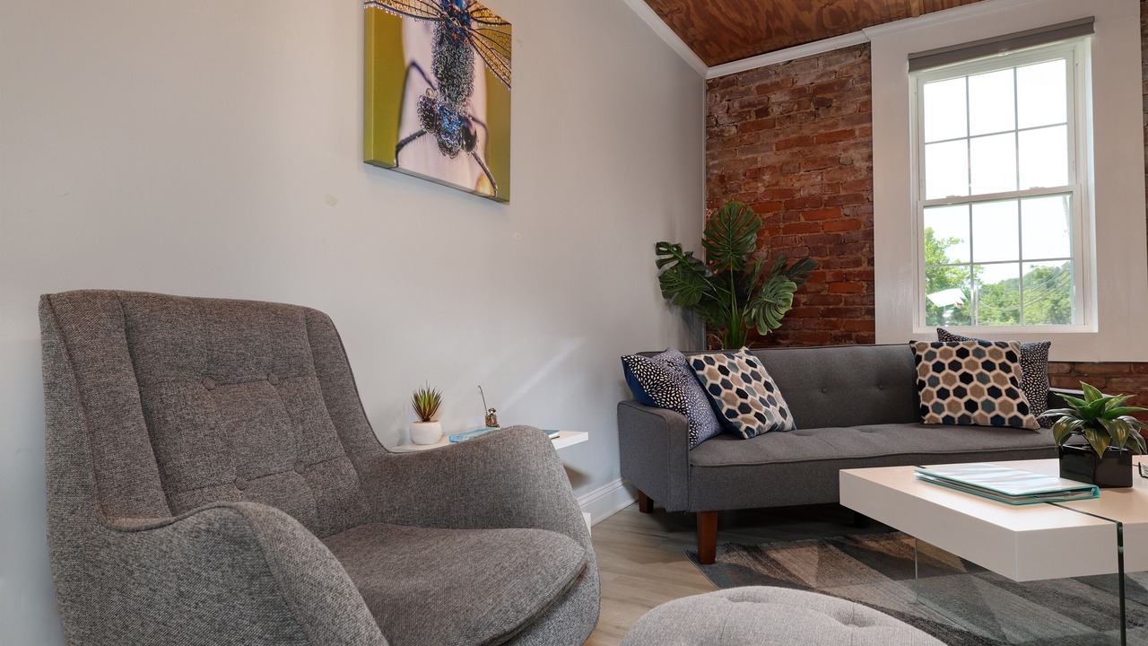 Photo of Livingroom in Bassett