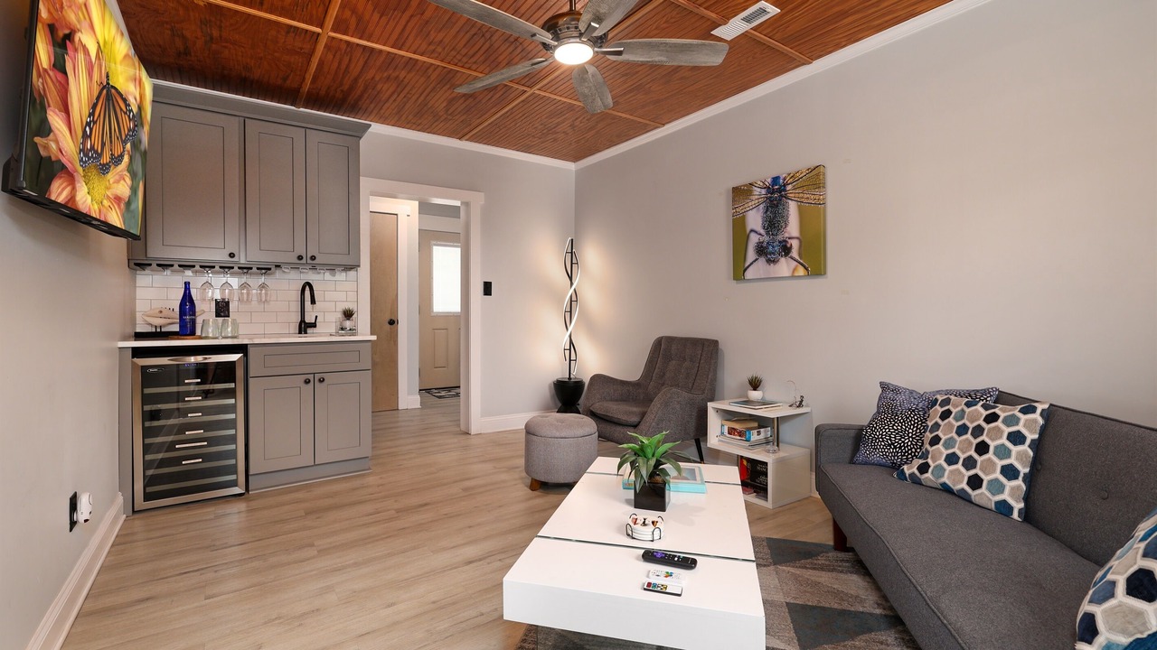 Photo of Livingroom in Bassett