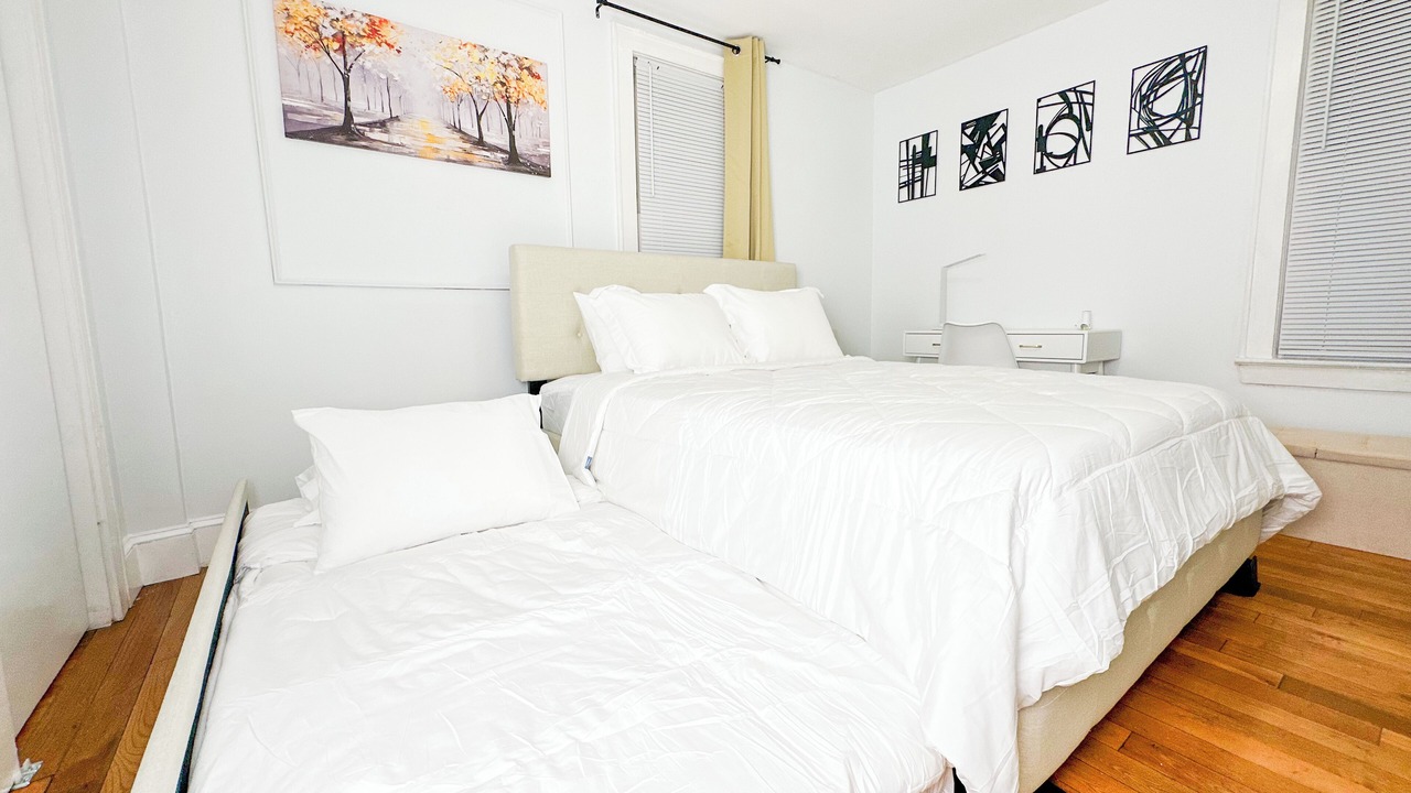 Photo of Bedroom in Bayonne