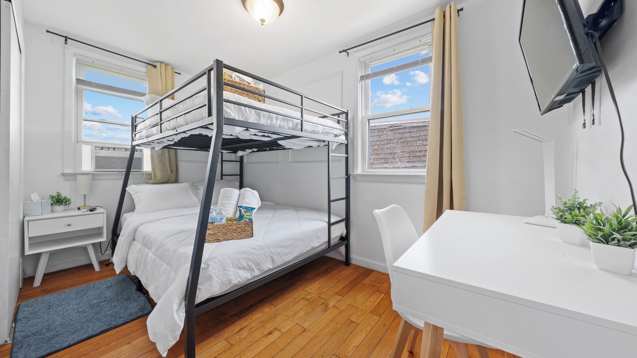 Photo of Bedroom in Bayonne