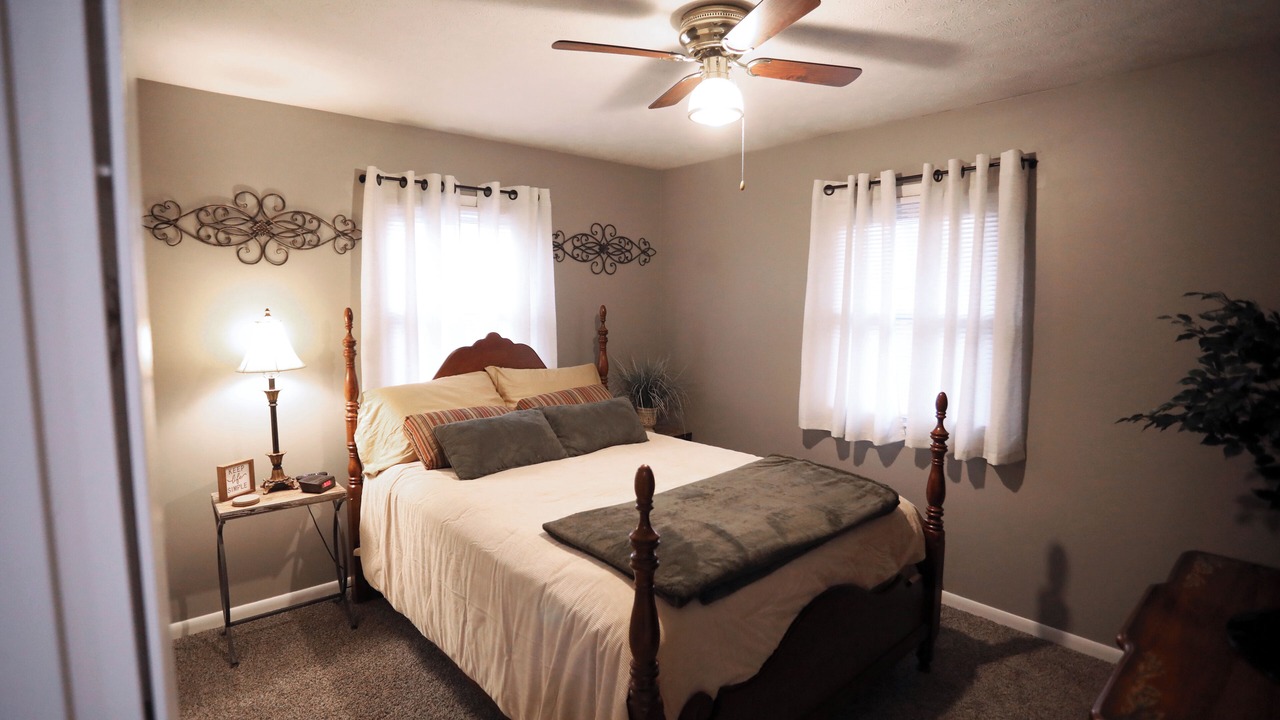 Photo of Bedroom in Salina