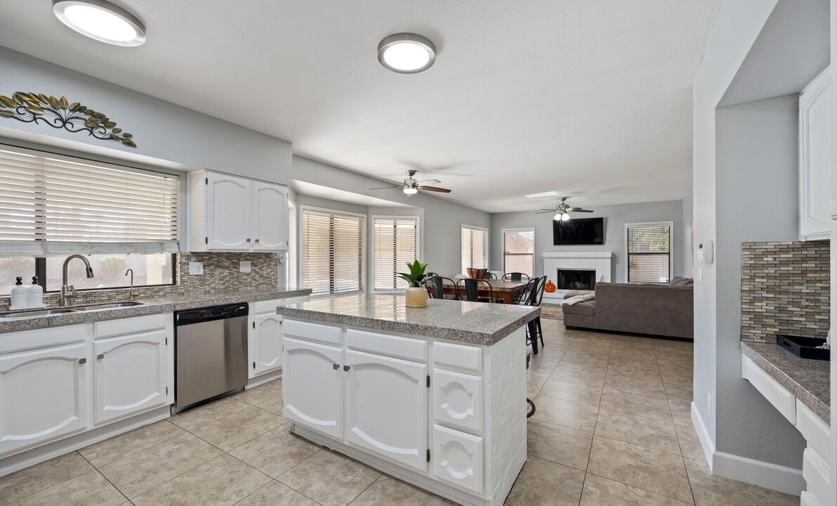 Photo of Kitchen in Arabian Views