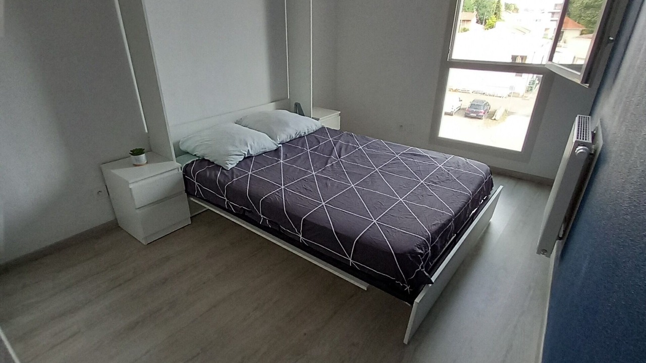 Photo of Bedroom in Pierre-Benite