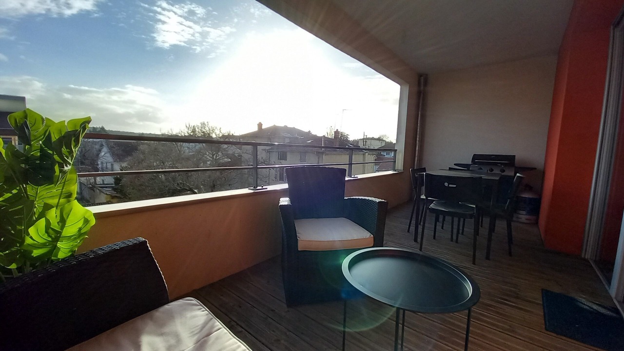 Photo of Outdoor in Pierre-Benite