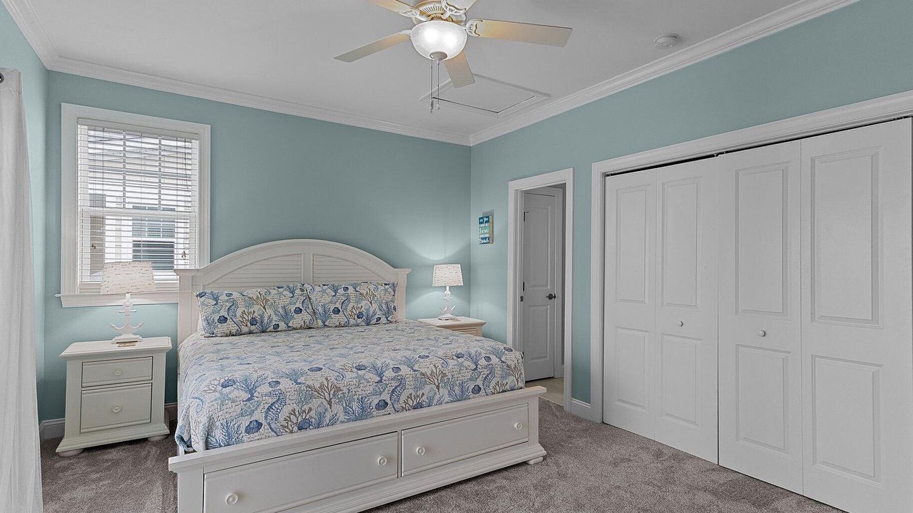 Photo of Bedroom in Atlantic Beach