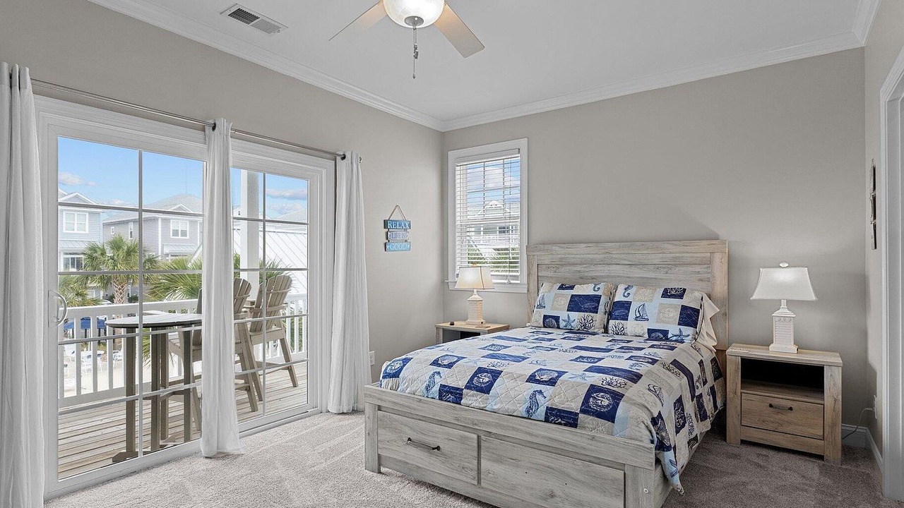 Photo of Bedroom in Atlantic Beach