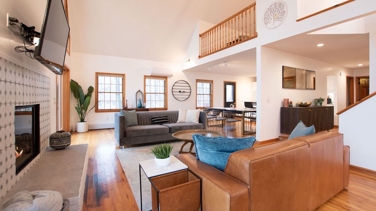 Photo of Livingroom in Ovid