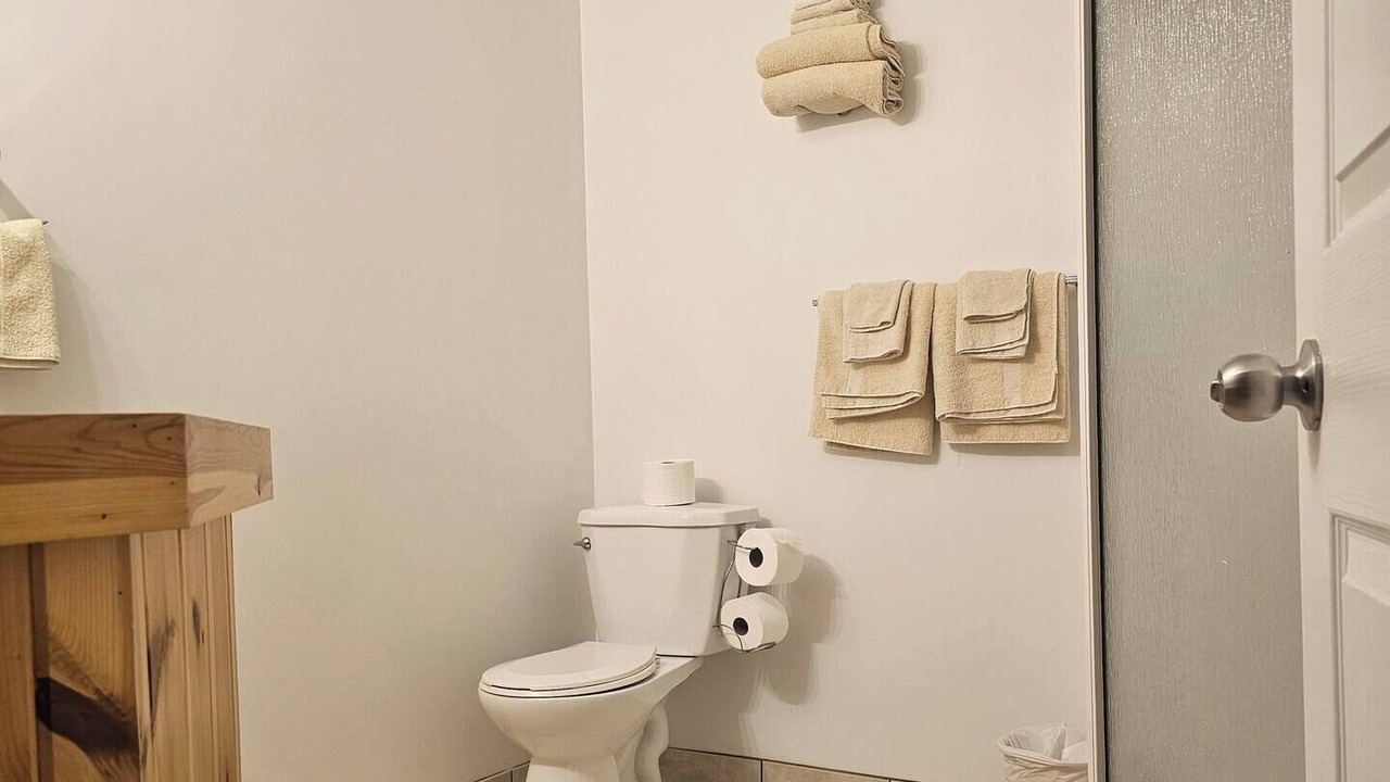 Photo of Bathroom in Division No. 16