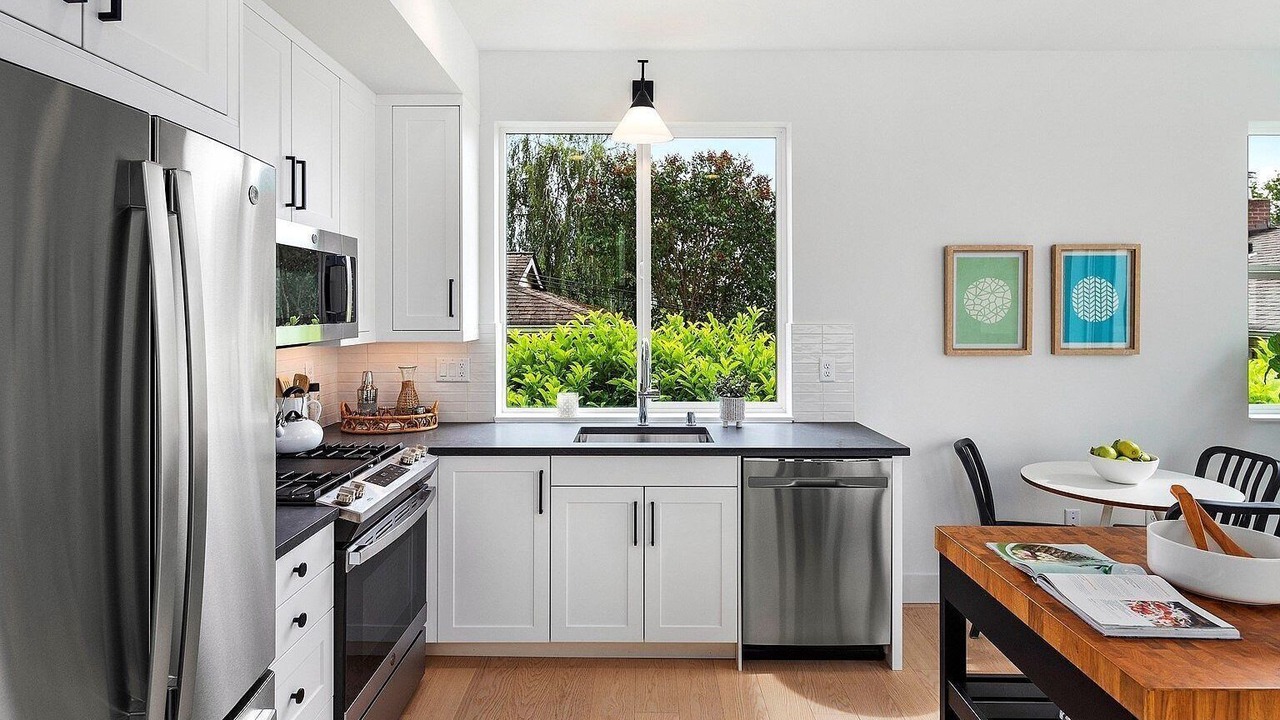 Photo of Kitchen in North Queen Anne