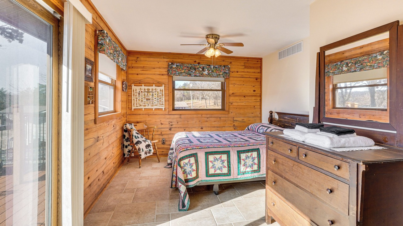 Photo of Bathroom in Shell Knob