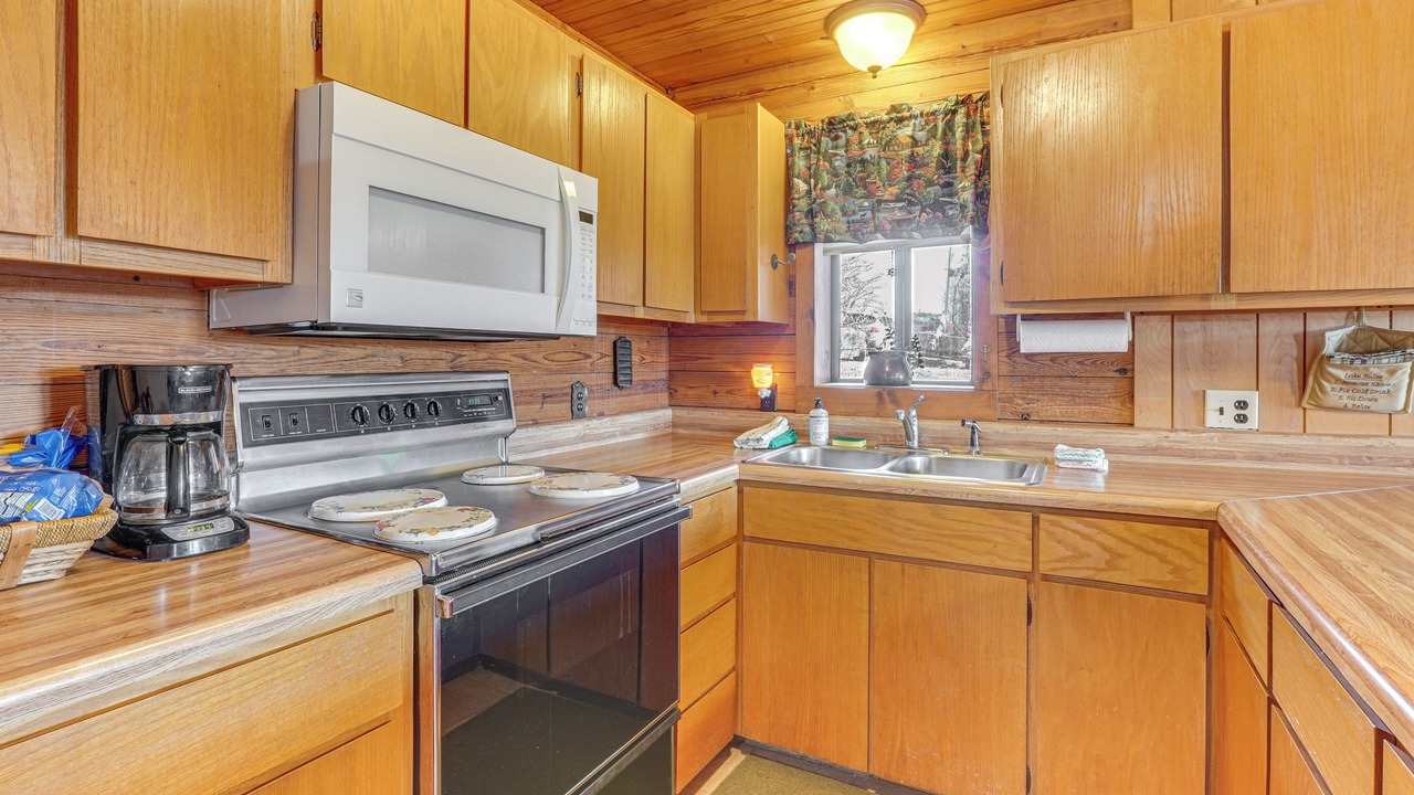Photo of Kitchen in Shell Knob