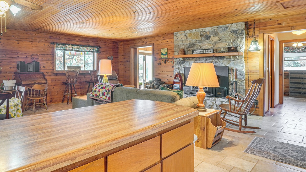 Photo of Others in Shell Knob