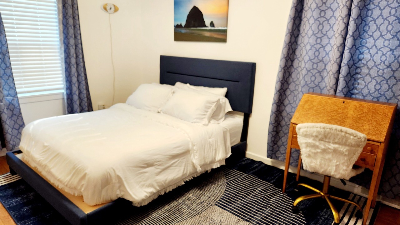 Photo of Bedroom in Godfrey