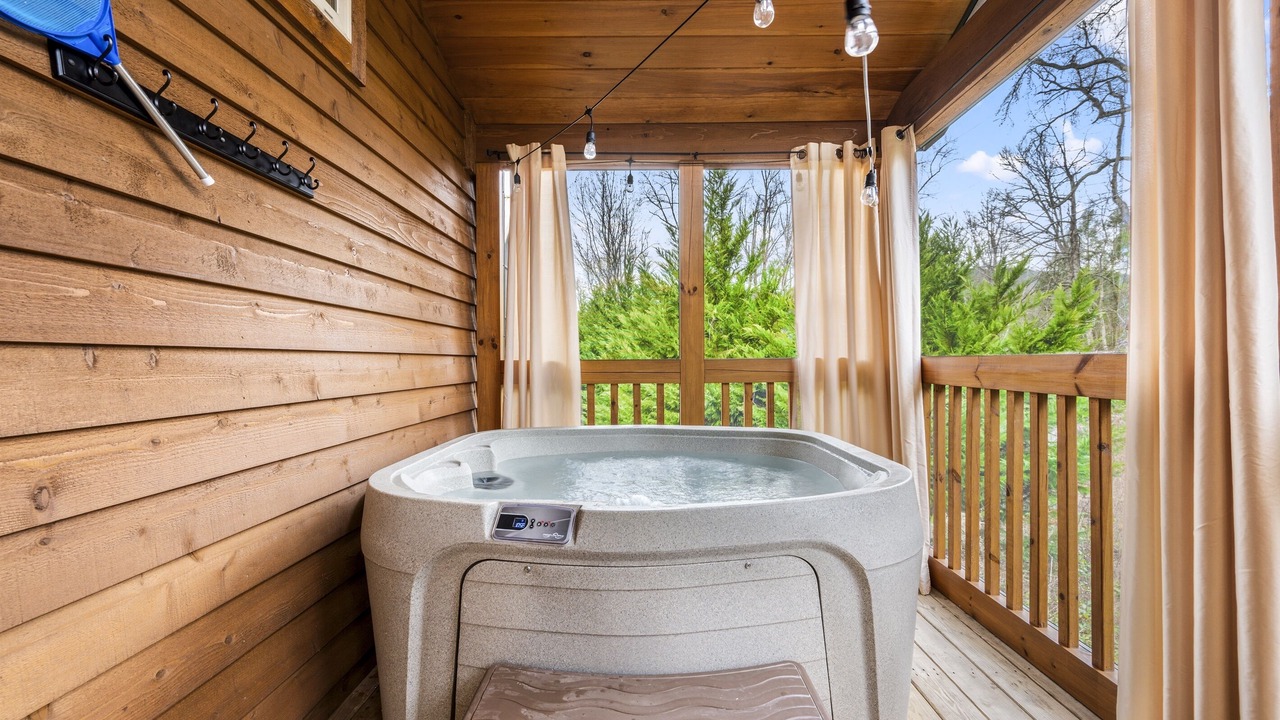 Photo of Others in White Oak Lodge