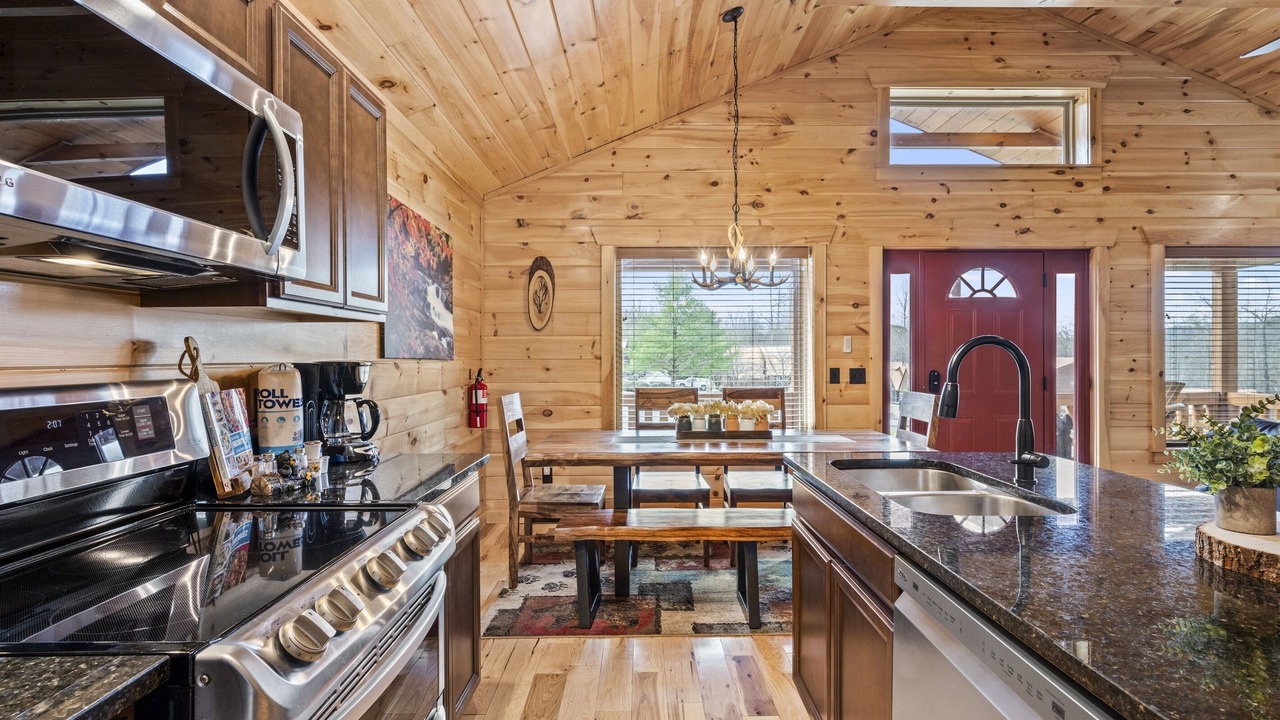 Photo of Others in White Oak Lodge