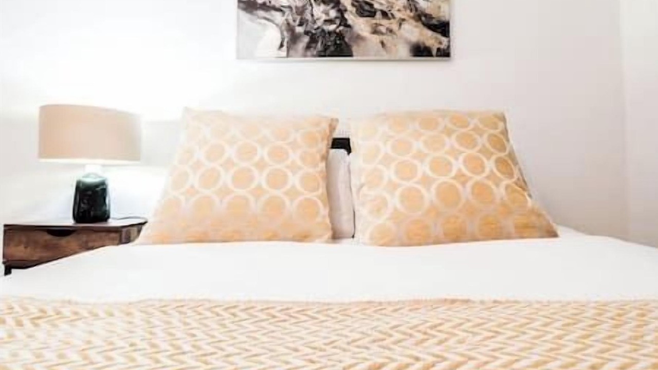 Photo of Bedroom in Belsize