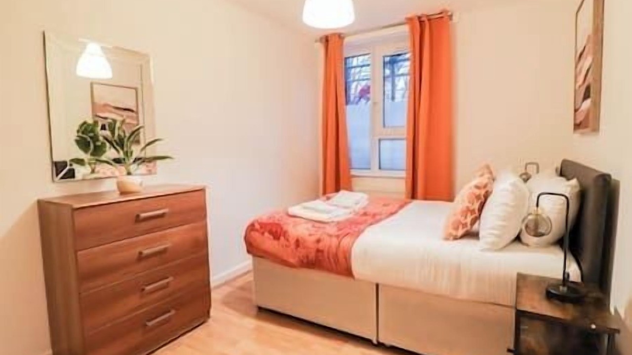 Photo of Bedroom in Belsize