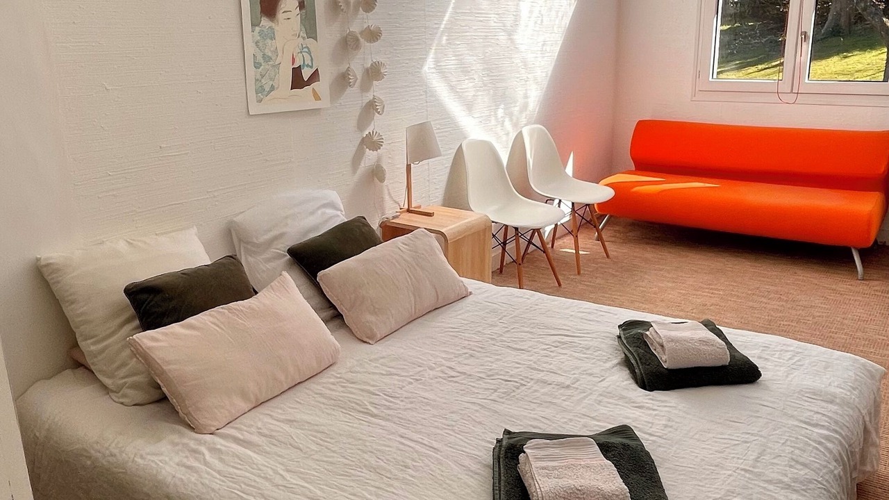 Photo of Bedroom in Larmor-Plage