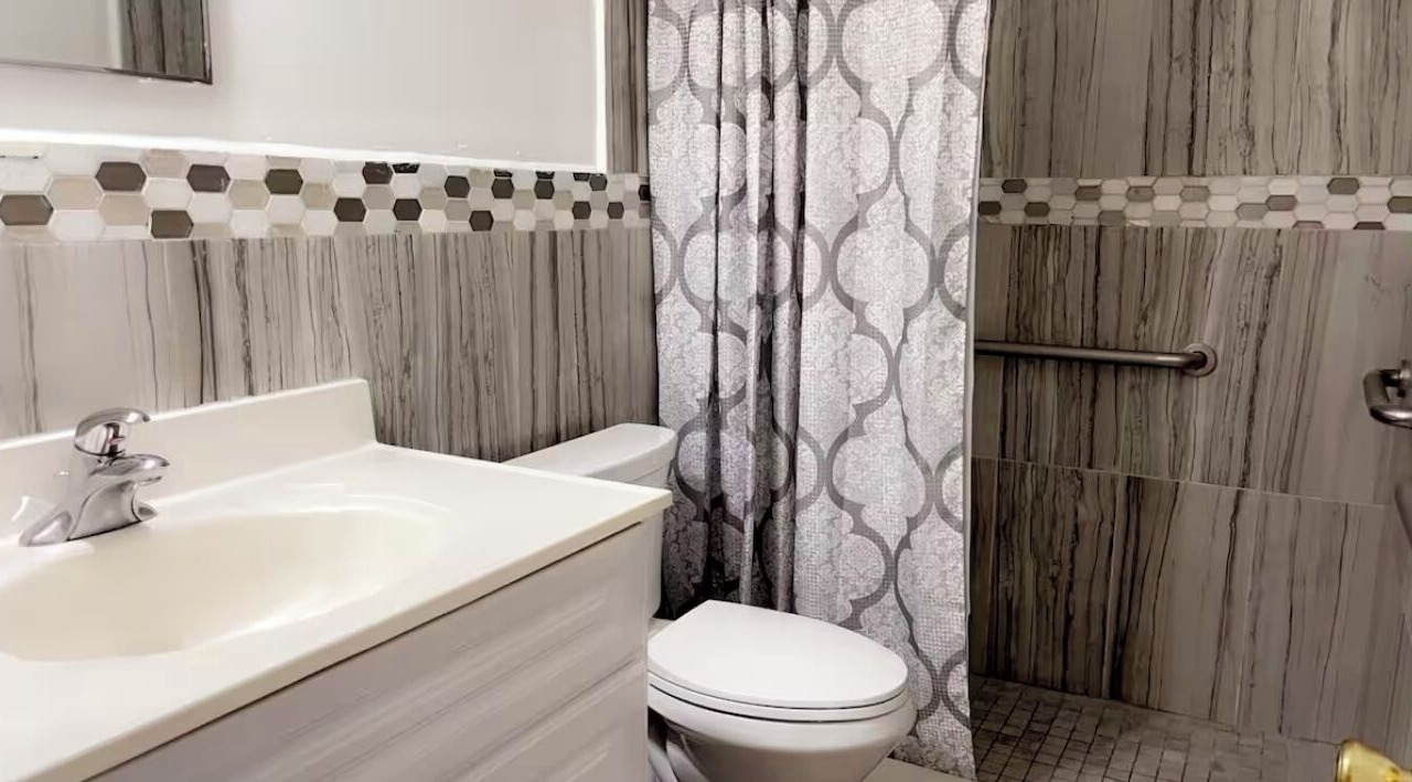 Photo of Bathroom in North Miami
