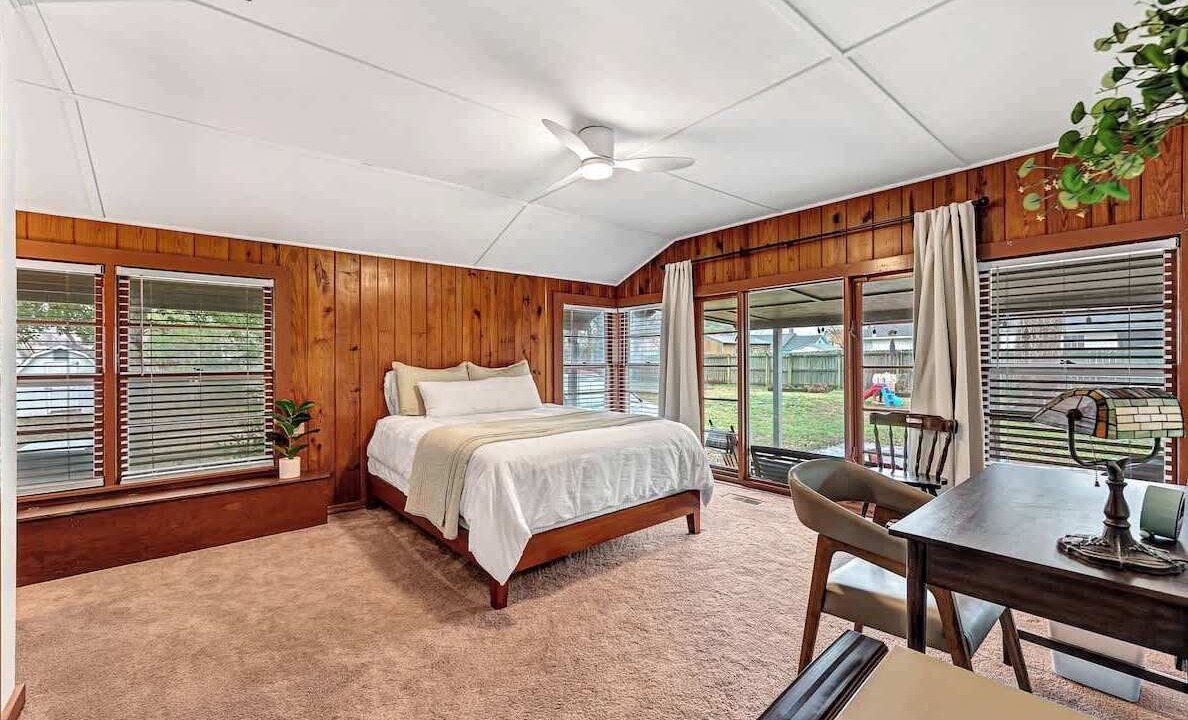 Photo of Bedroom in Siloam Springs