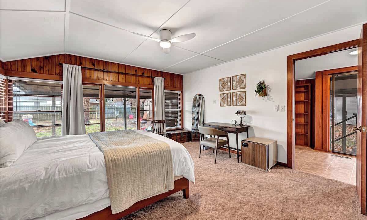 Photo of Bedroom in Siloam Springs