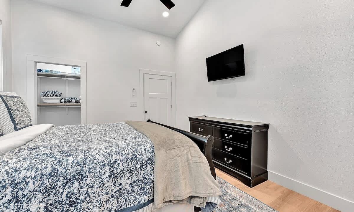 Photo of Bedroom in Siloam Springs