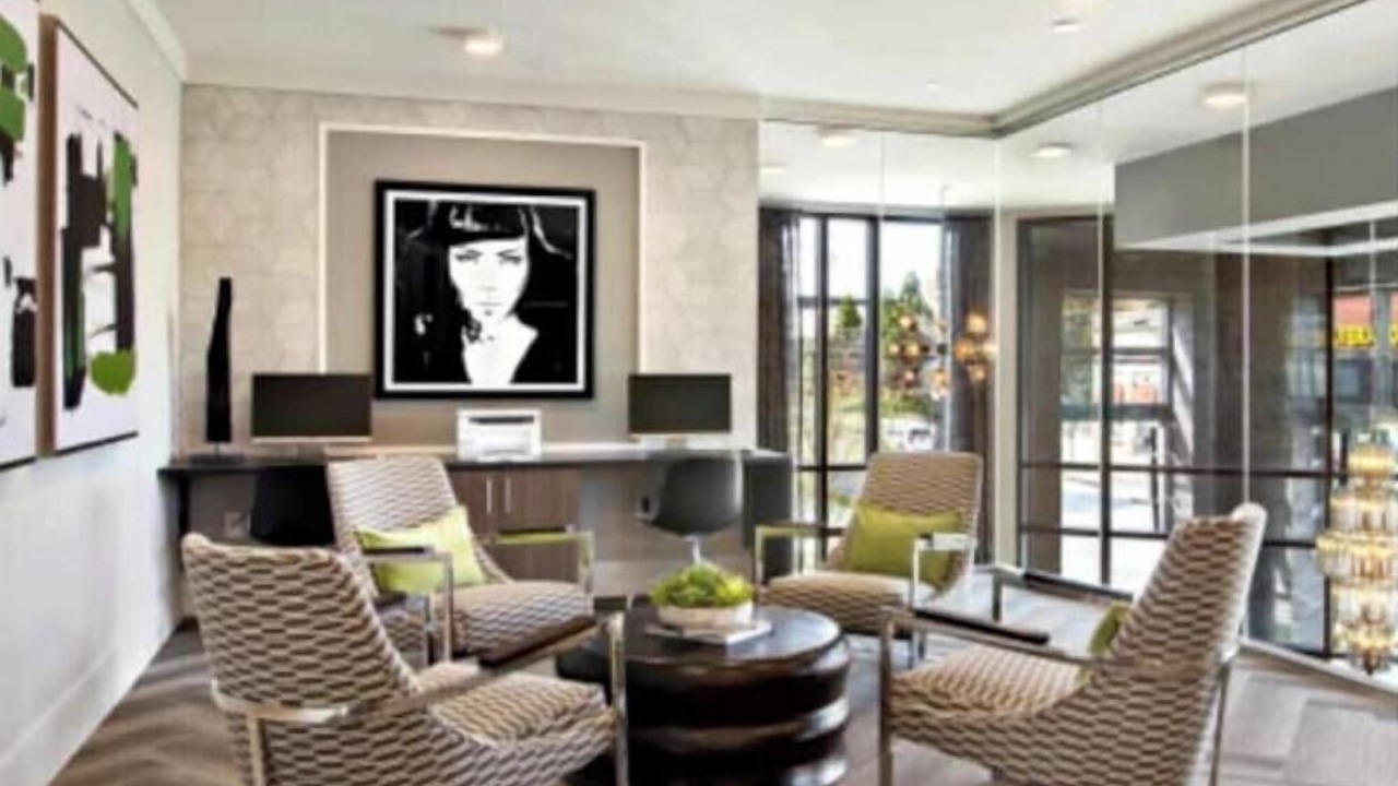 Photo of Others in Lindbergh