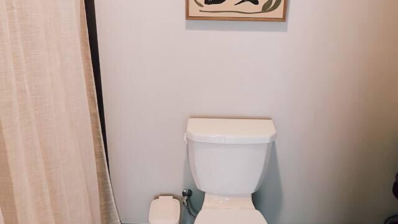 Photo of Bathroom in Edray