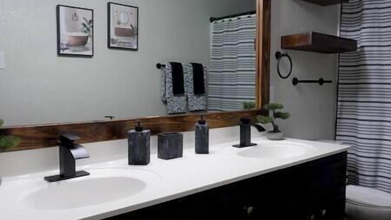 Photo of Bathroom in Killeen