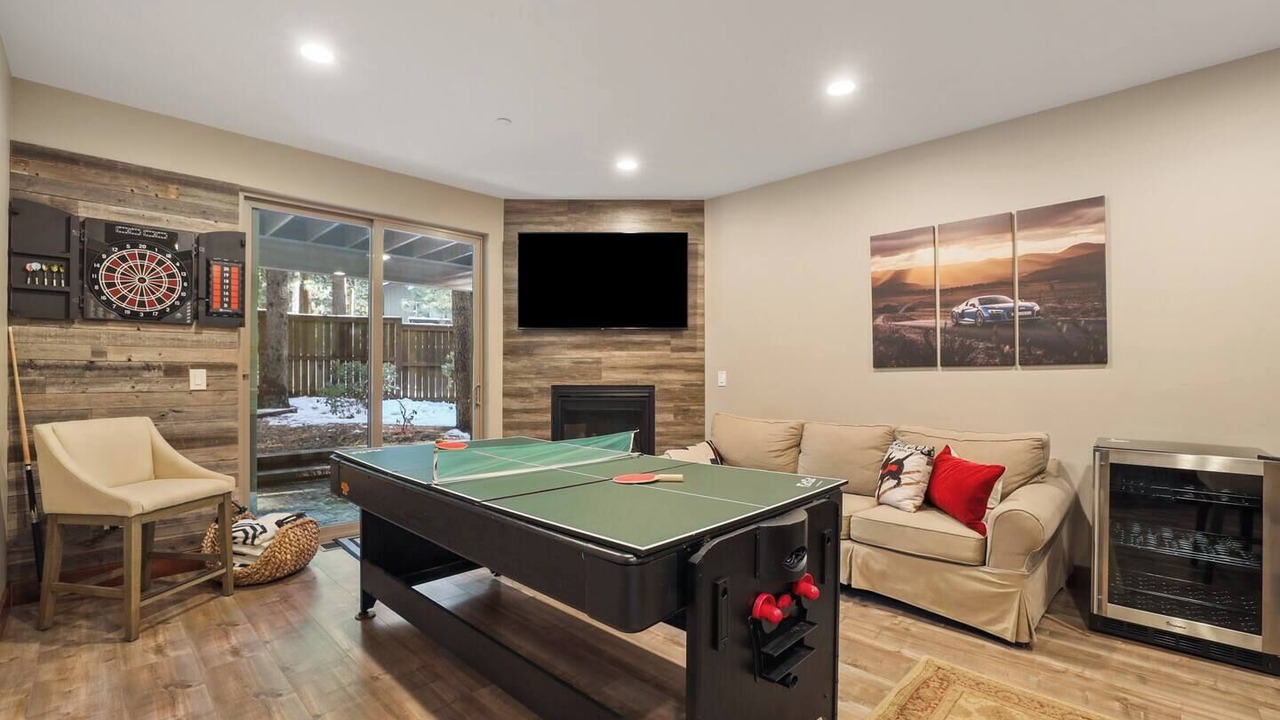 Photo of Bedroom in Country Club Estates