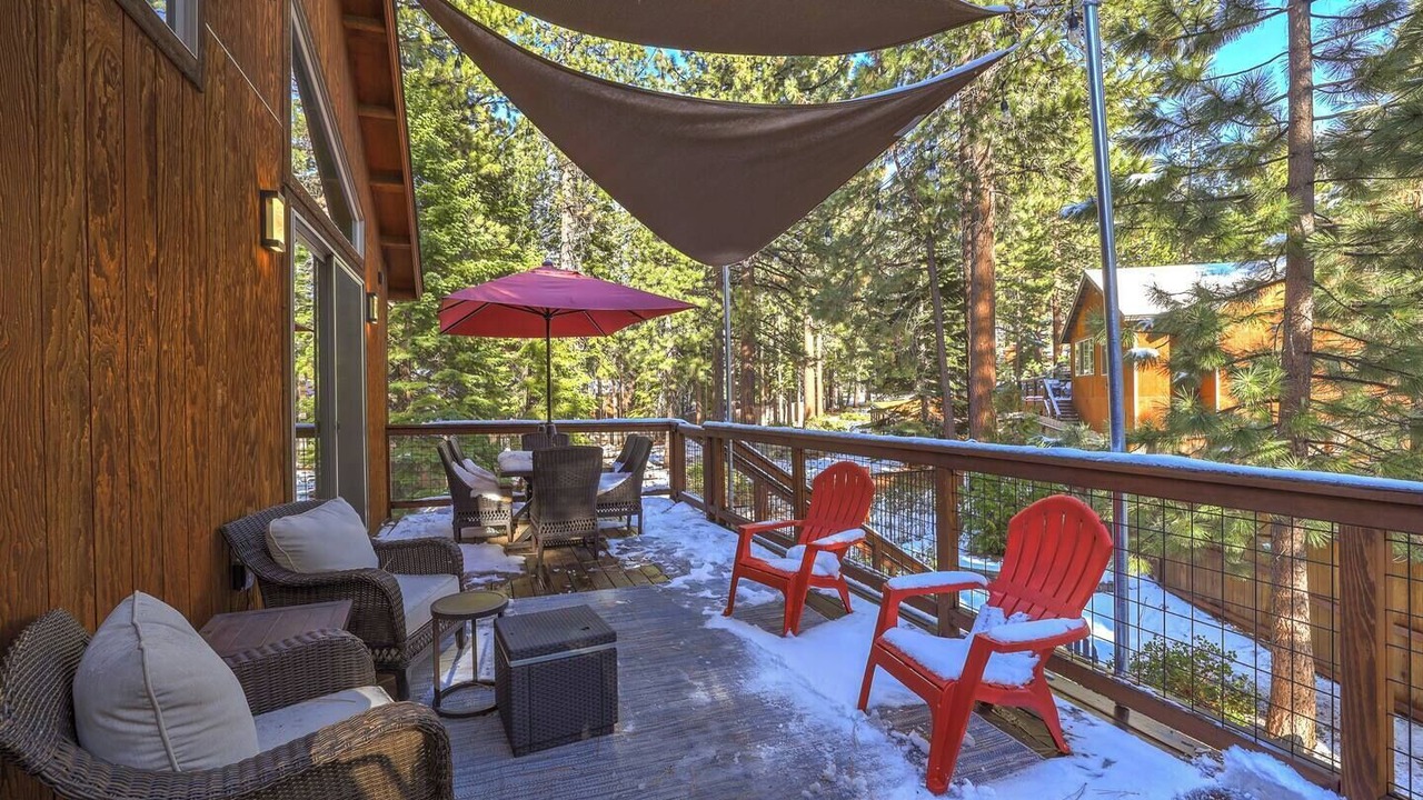 Photo of Outdoor in Country Club Estates