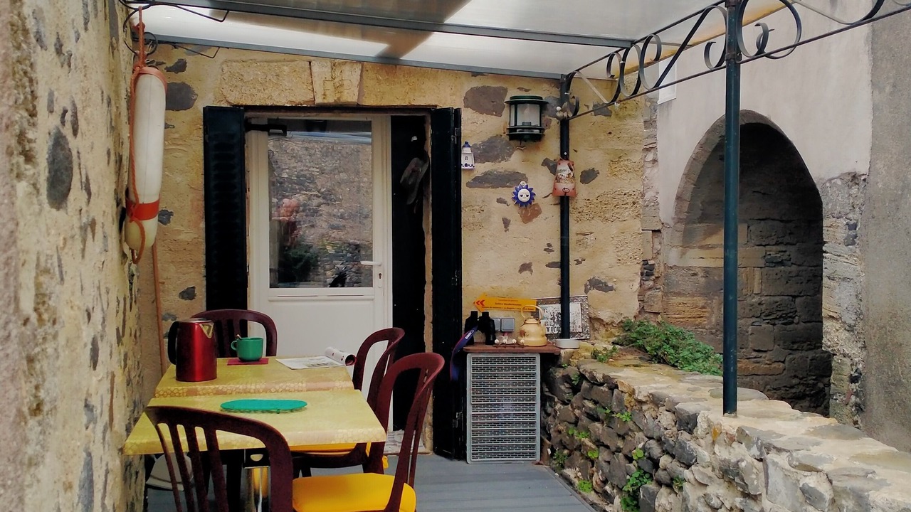 Photo of Outdoor in Caux